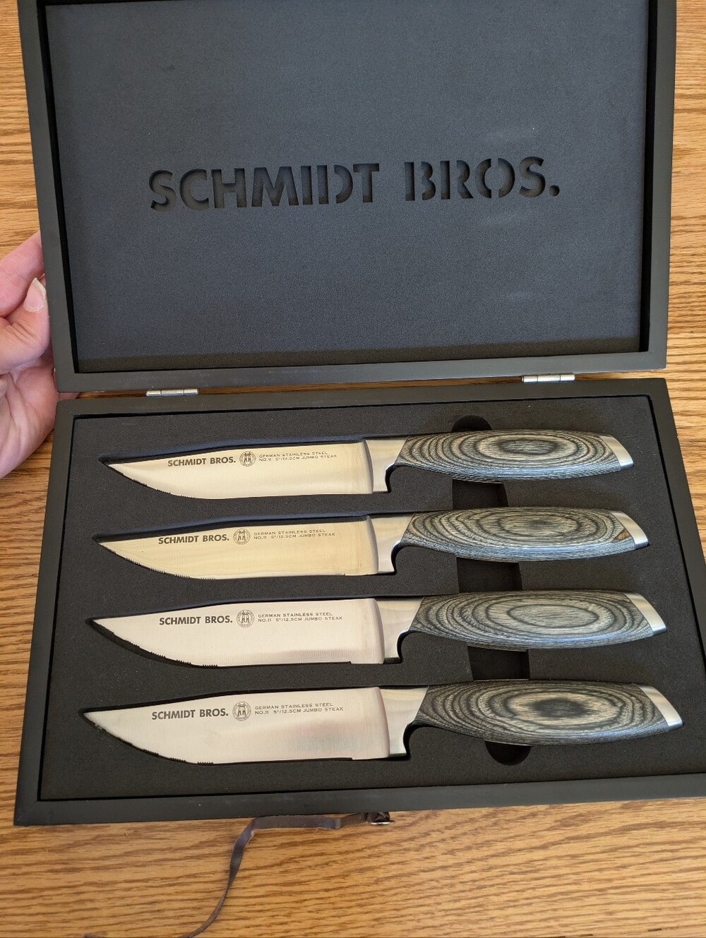 Schmidt Bros German Stainless 4-Piece Jumbo Steak Knife Set Wood Handles w/ Box